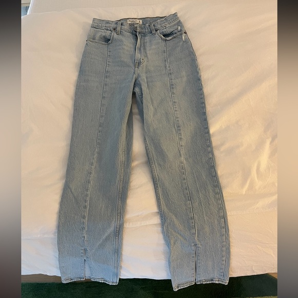 Abercrombie jeans - Picture 2 of 6